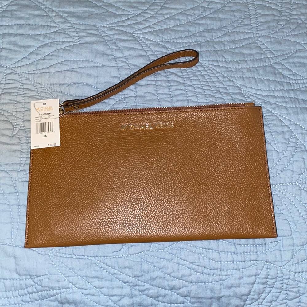 Brand new michael kors clutch/wristlet